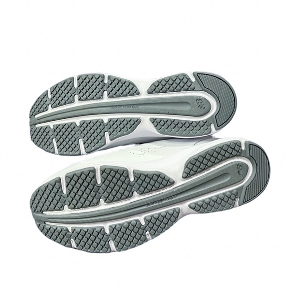 New Balance Hook and Loop Sneakers - Picture 7 of 8